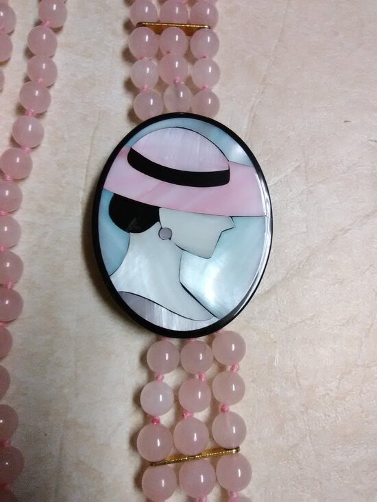 Jewelry - Art Deco pink glass beads ( maybe quartz? ) 3 strand pendant necklace excellent